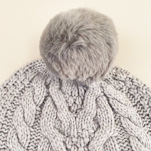 TED BAKER YNUTA Winter Cable Knit Pom Pom Gray Hat - Picture 3 of 3